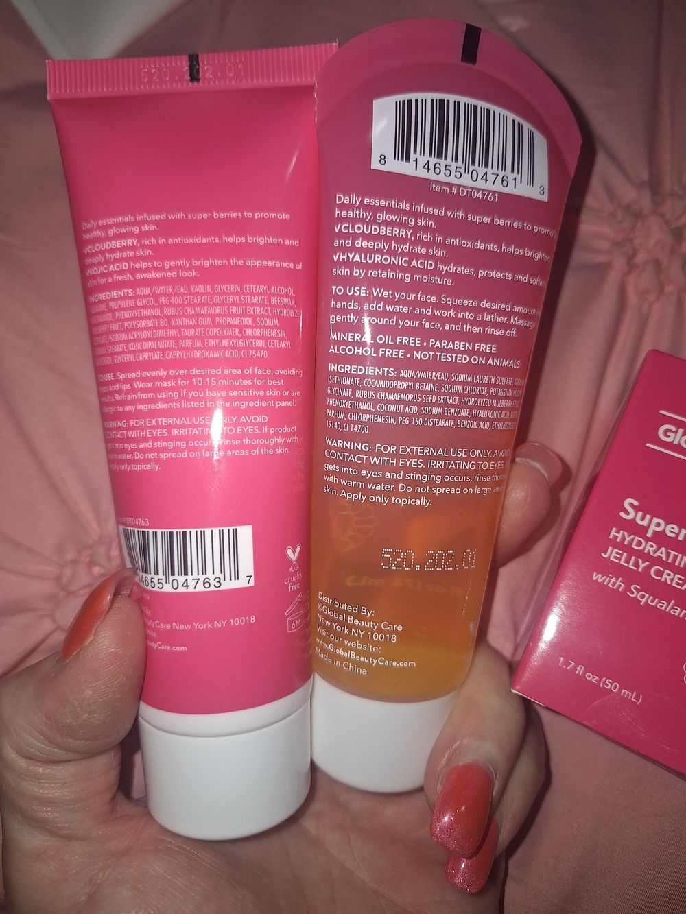 GlobalBeautyCare Super Berry Hydrating & Exfoliating Cleanser Set - Pink - Picture 3 of 4